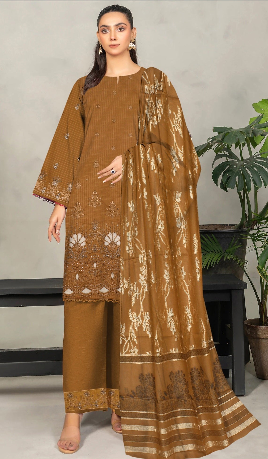 Luxury Lawn Unstitched 3-PC Doriya Suit